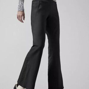 ATHLETA NWT Peak Hybrid Fleece flared black pant 985125
